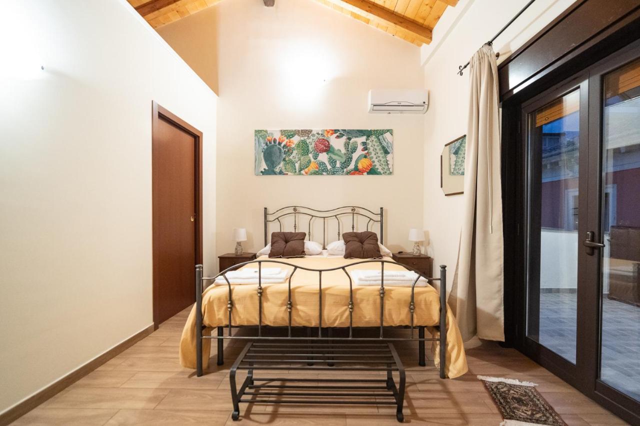 Le Vie Del Centro B&B 卡塔尼亚 外观 照片